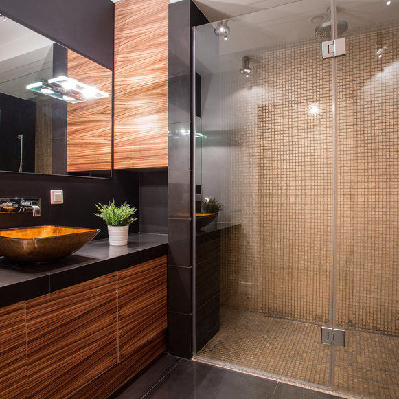 Moderné kúpeľne - sprchové kúty a umývadlá